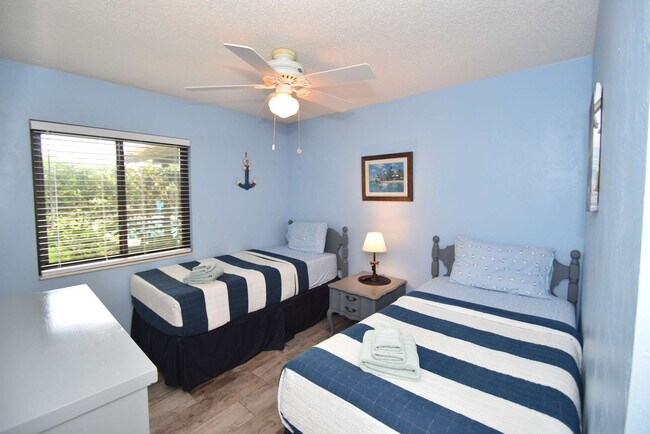 Building Photo - 3 Cherokee Ct W