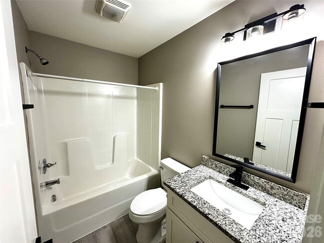 Building Photo - 110 Carpenter St