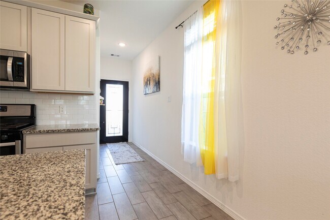Building Photo - 23119 True Fortune Dr