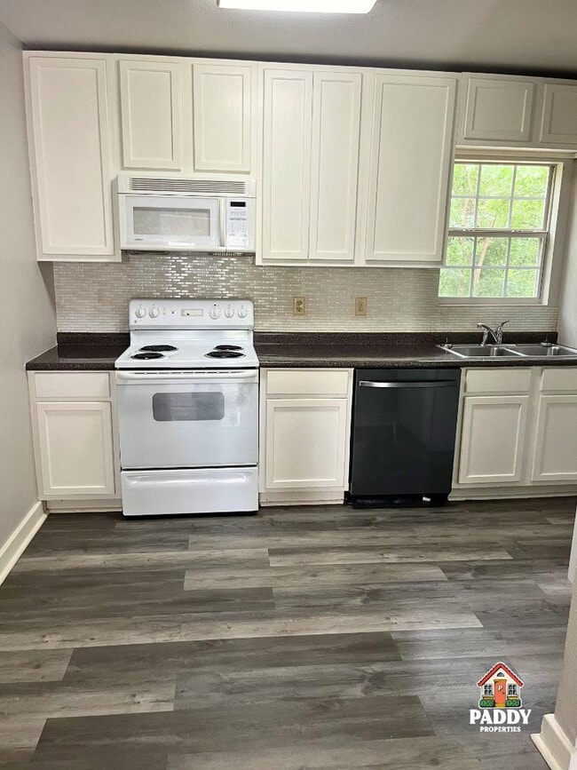 Building Photo - 616 Arizona Ave