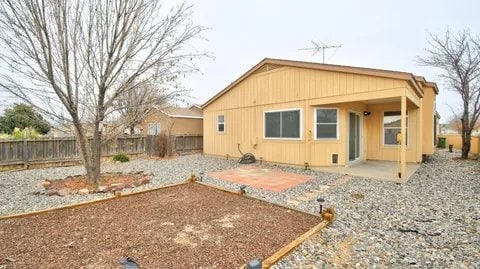 Building Photo - 2257 High Desert Cir NE