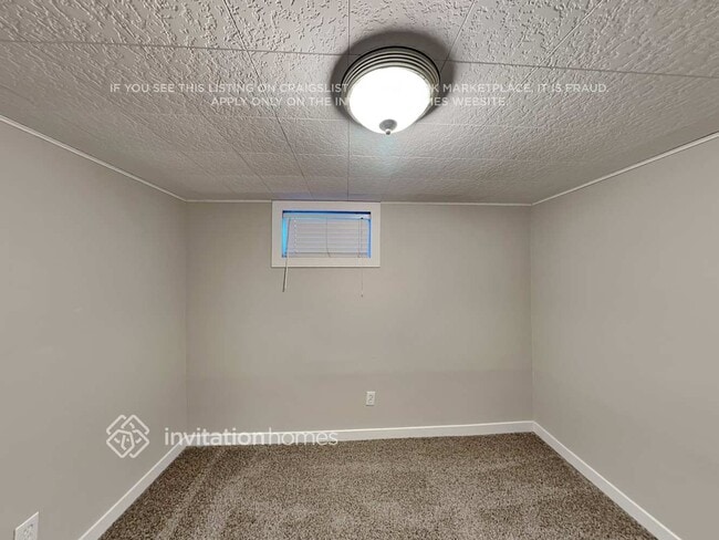 Building Photo - 3570 E 122nd Ave