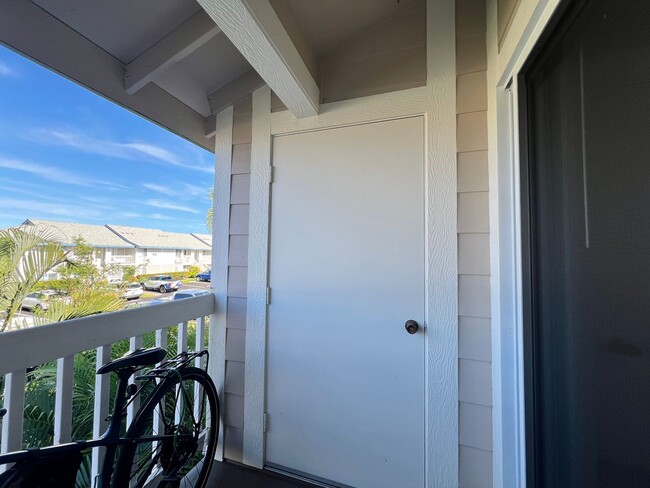 Building Photo - 75-6081 Alii Drive #BB203