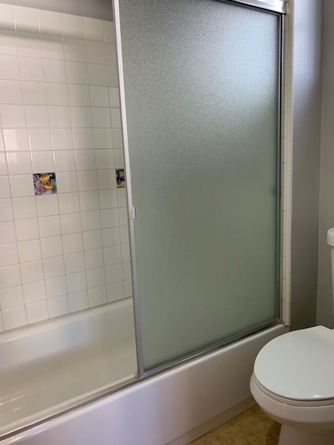 Building Photo - 288 Cahuenga Dr