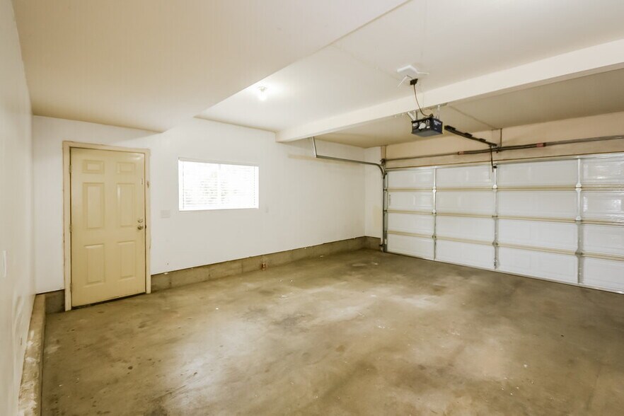 Building Photo - 1433 W 1800 N