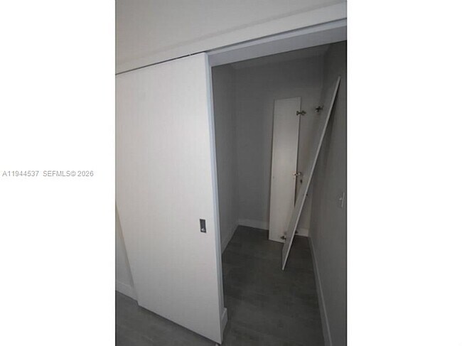 Building Photo - 1321 Pennsylvania Ave