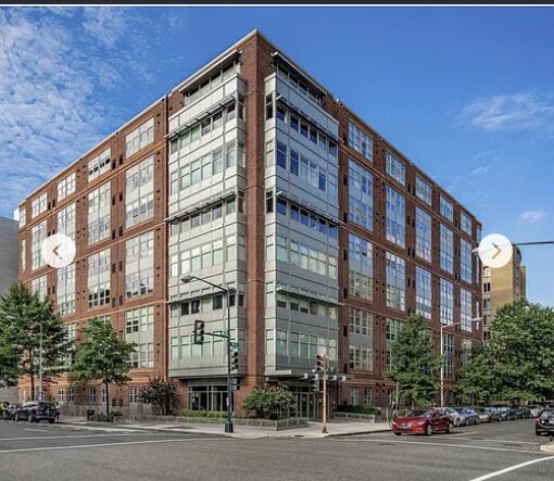 Building Photo - 1300 N St NW