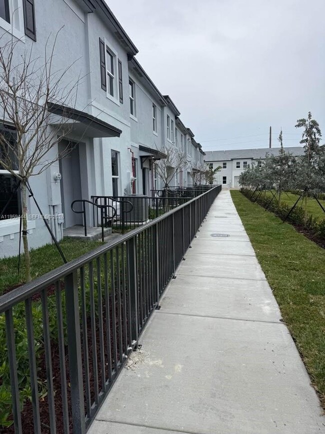 Building Photo - 15565 SW 280th St