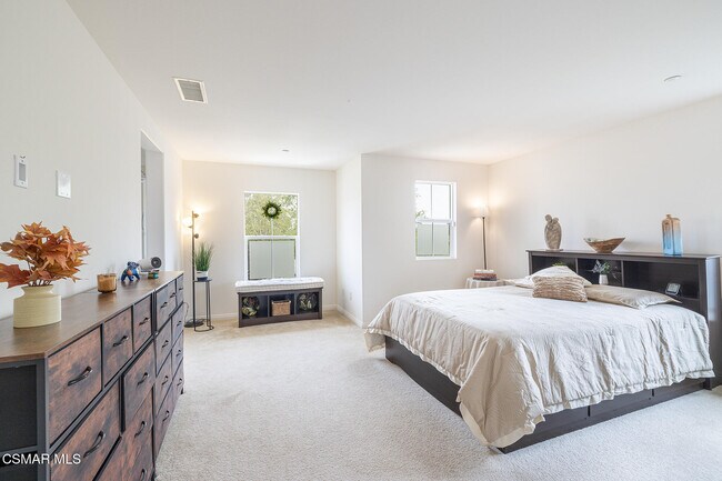 Building Photo - 1513 Silver Shadow Dr