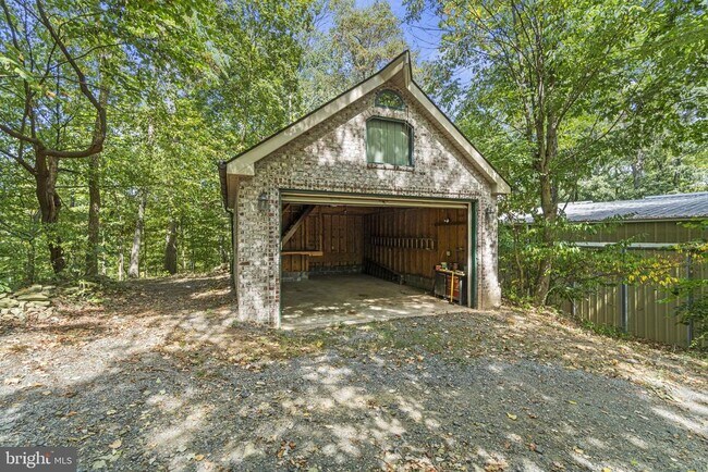 Building Photo - 12780 Chatter Brook Dr