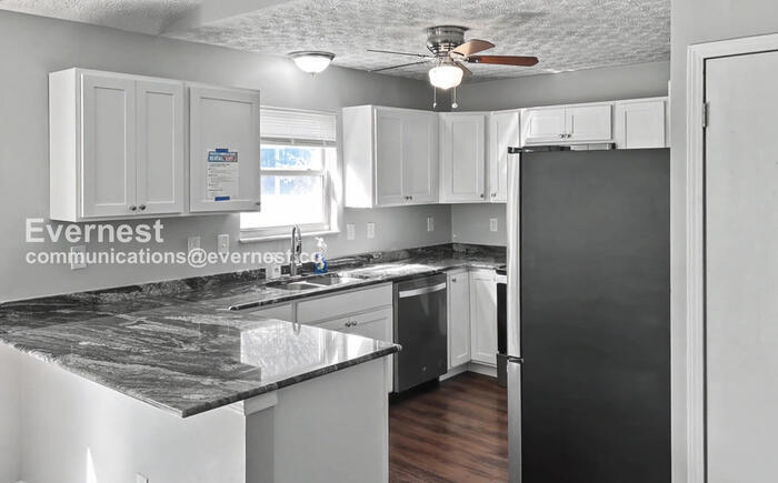 Building Photo - 2887 Creith Ct