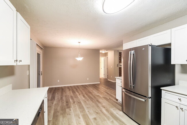 Building Photo - 3079 Fox Chase Ct