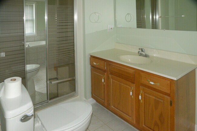 Building Photo - 534 Eagle Ridge Dr