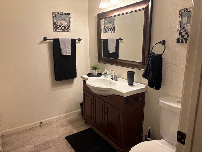 Building Photo - 2531 Liberty Ave