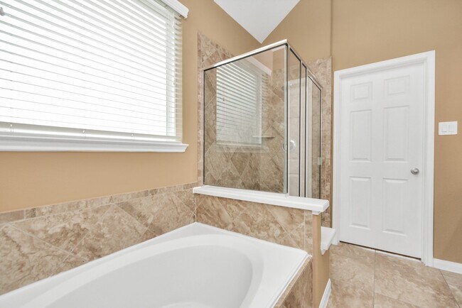 Building Photo - 3505 Barrington Ct