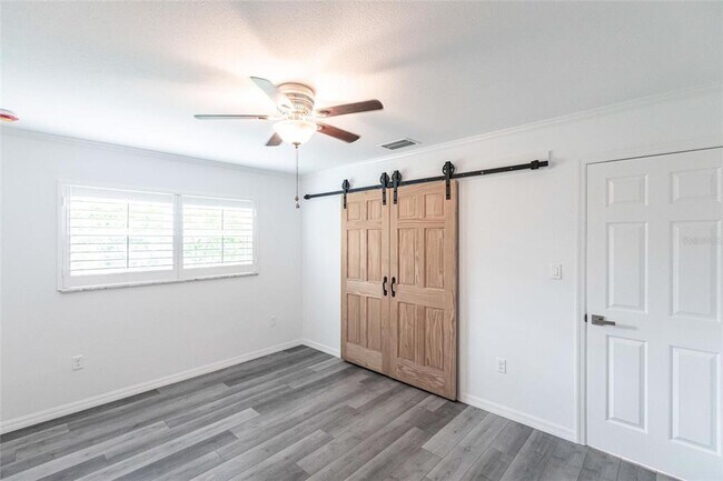 Building Photo - 326 W Grace St