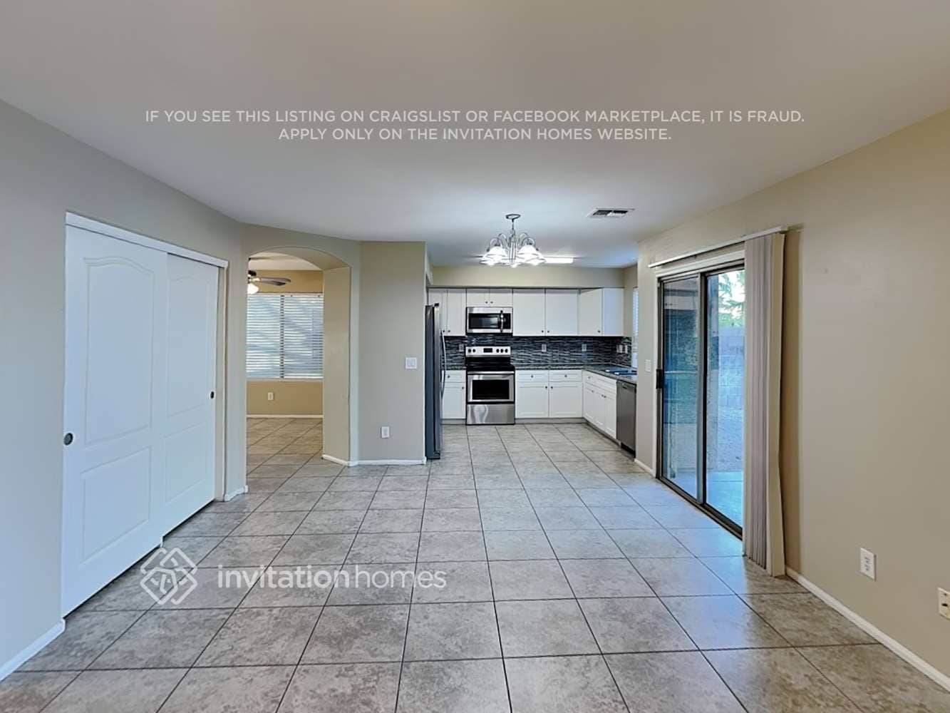 Building Photo - 28405 N Quartz St