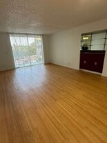 Building Photo - 408 NW 68th Ave