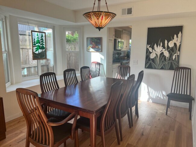 Building Photo - 4 Bedroom/3 Bath House in the hills of Rancho San Diego/El Cajon