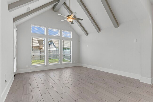 Building Photo - 7019 Winterberry Gln Ln