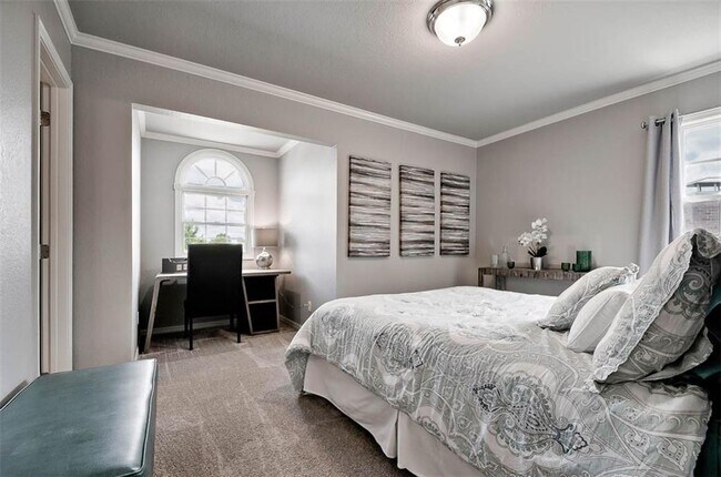 Building Photo - 7 S Prairie Dunes Dr