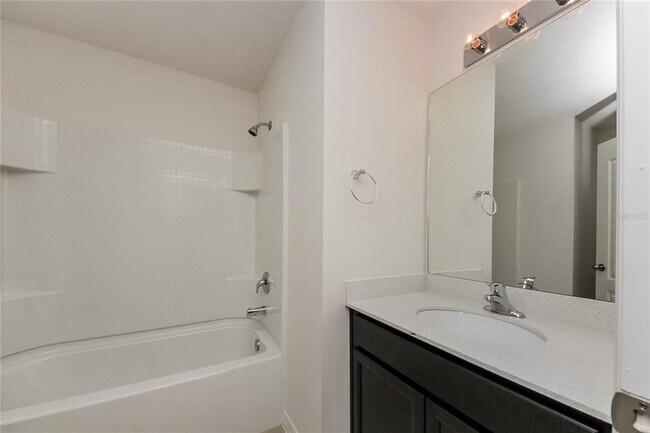 Building Photo - 1467 Swan Lake Cir