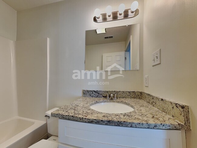 Building Photo - 5721 Gaboury Ln