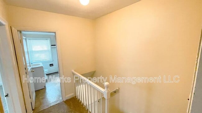 Building Photo - 4012 Clarks Ln