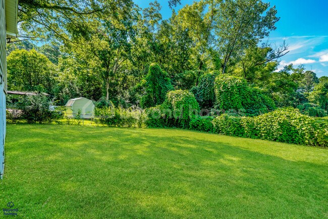 Building Photo - Charming 4-Bedroom, 2-Bath Home in Adamsville, AL – Now Available!