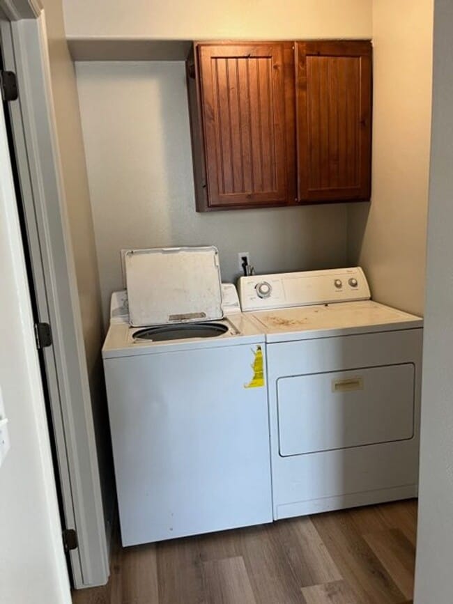 Building Photo - Three bedroom, 2.5 bath townhome