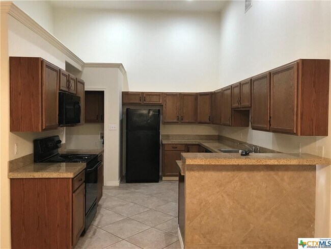 Building Photo - 113 Quail Run