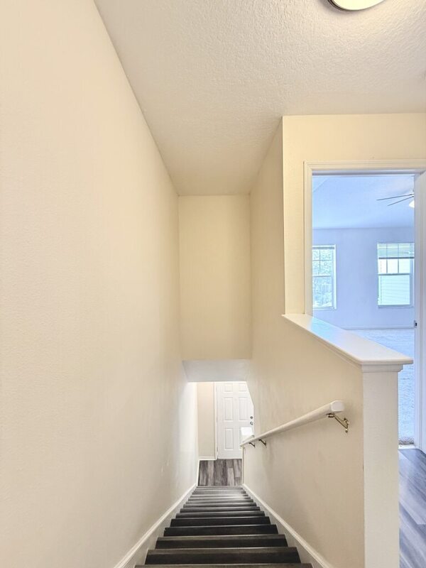 Building Photo - 13706 Forest Lake Dr