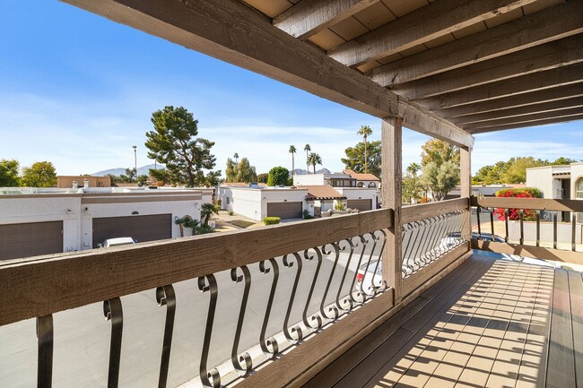 Building Photo - Luxury Living in the Heart of McCormick Ranch!