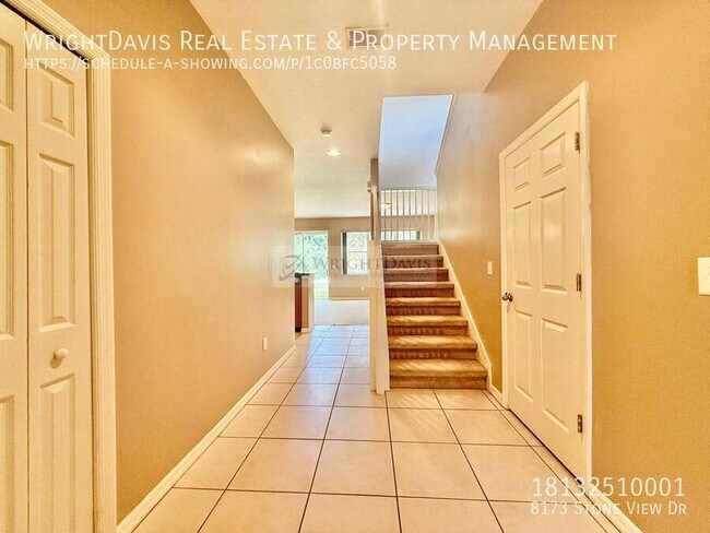 Building Photo - 8173 Stone View Dr