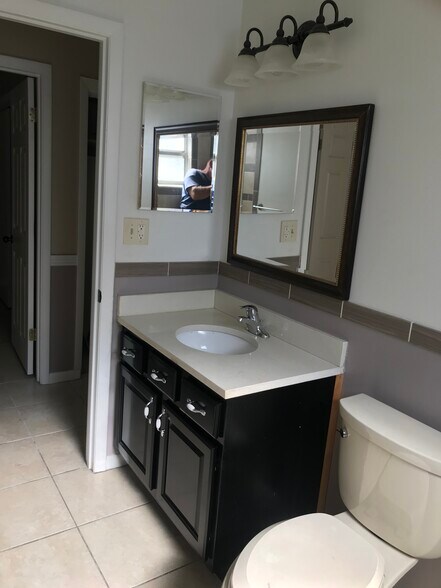 Building Photo - 442 Georgia Ave