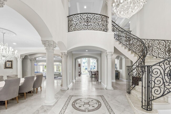 Building Photo - 510 San Marco Dr