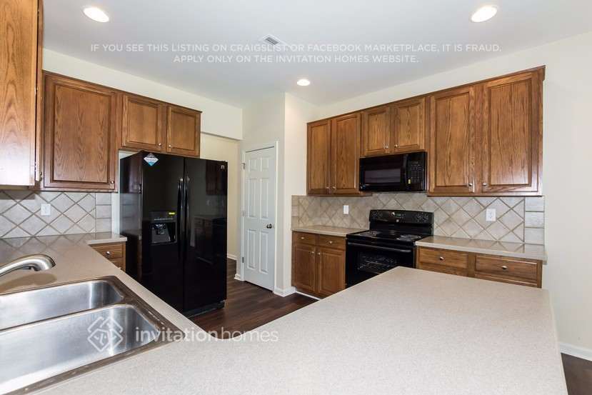Building Photo - 1808 Mary Wynn Ct