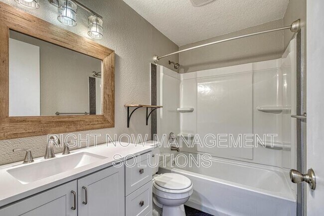 Building Photo - 2776 Reno Way