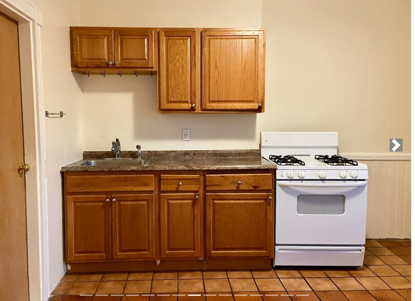 Building Photo - 258 Beacon St