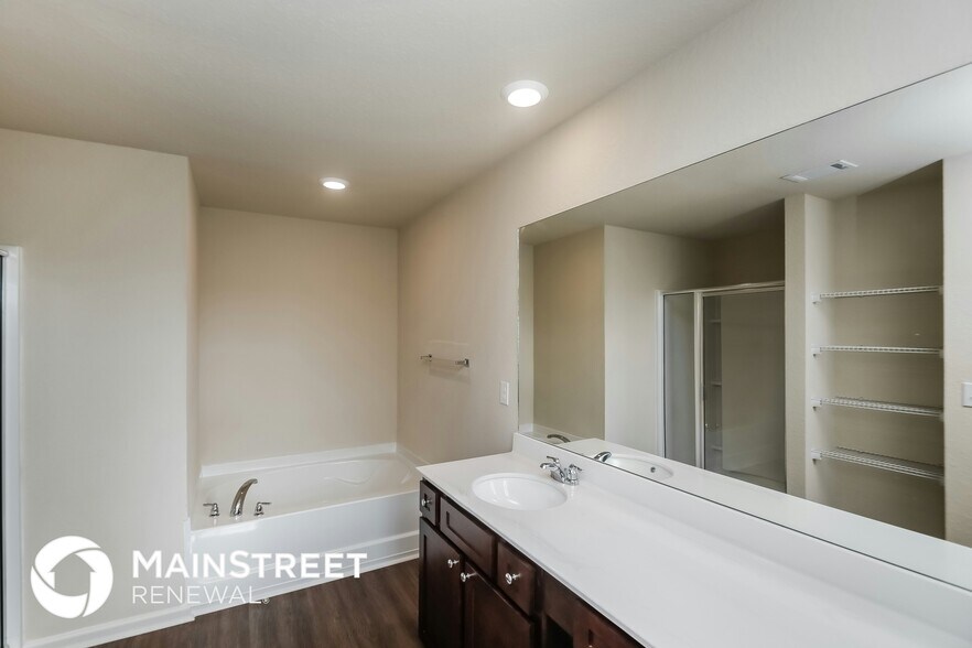 Building Photo - 342 Augusta Woods Dr