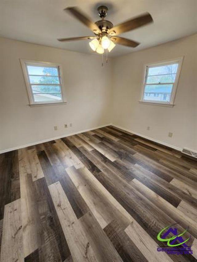 Building Photo - 121 Highland Dr