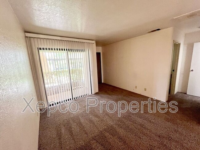 Building Photo - 751 N Los Felices Rd