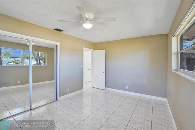 Building Photo - 5600 SW 8th St