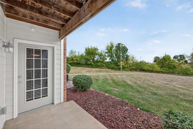 Building Photo - 1313 Piedmont Cir