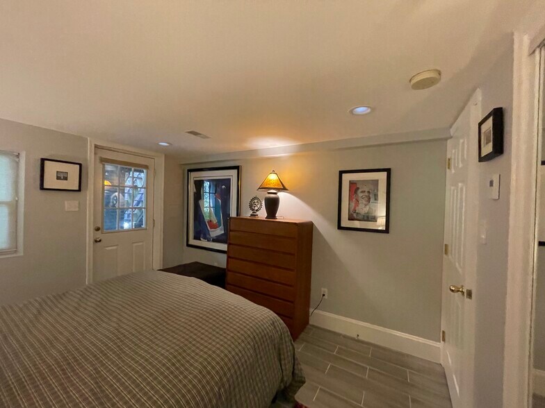 Bedroom. - 166 Bryant St NW