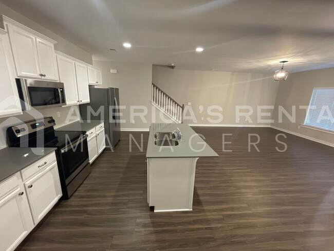 Building Photo - Home for Rent in Oak Grove, AL!!! Available to View with 48 Hour Notice!!!