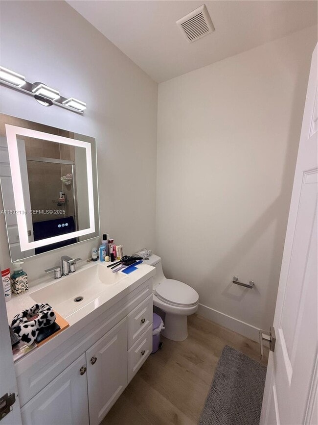 Building Photo - 8640 NW 101st Pl