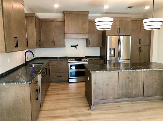 Building Photo - Coming Soon in East Hill