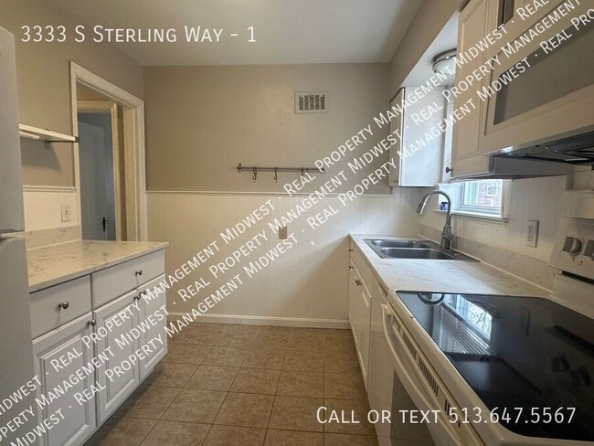 Building Photo - 3333 S Sterling Way