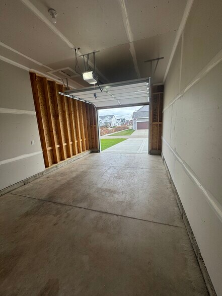 Building Photo - 2798 Endive Dr